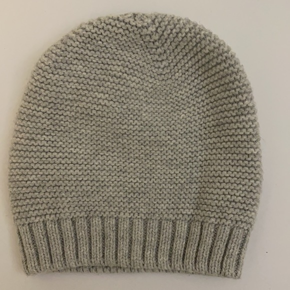 Newborn unisex baby hat- Old Navy- Unused - Picture 5 of 8